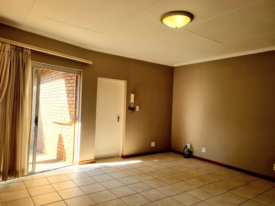 2 Bedroom Property for Sale in Minerva Gardens Northern Cape